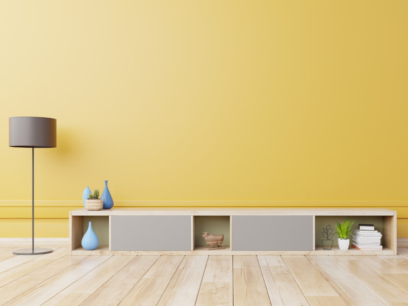 gelb-wanddesign-wohnzimmer