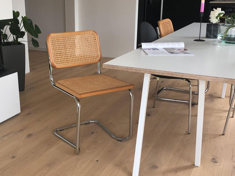 Stuhl im Bauhaus-Stil